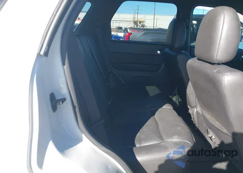 2011 Ford Escape Limited из США, поврежденный, VIN 1FMCU0E74BKA38535